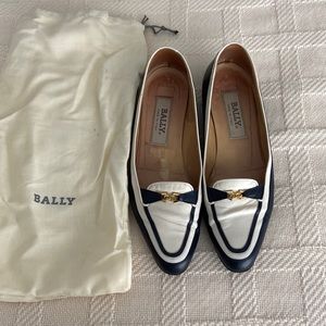 Swiss maker Bally navy and white flats lightly worn Made in Italy, all leather